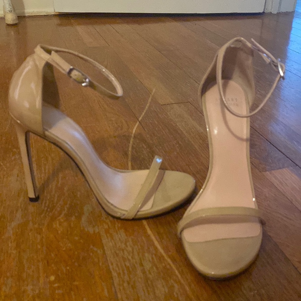 Stuart Weitzman *Nudist* sandal size 8